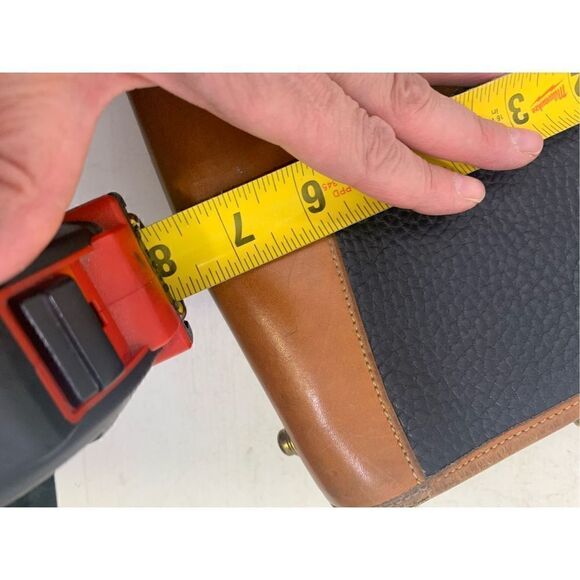 Dooney & Bourke VTG Shoulder Bag - Picture 12 of 12